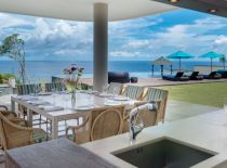 Вилла Pandawa Cliff Estate - Villa Marie, Ужин с видом на океан